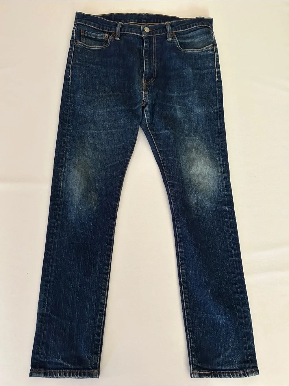 Levi's Men's Indigo Blue Slim Straight Jeans